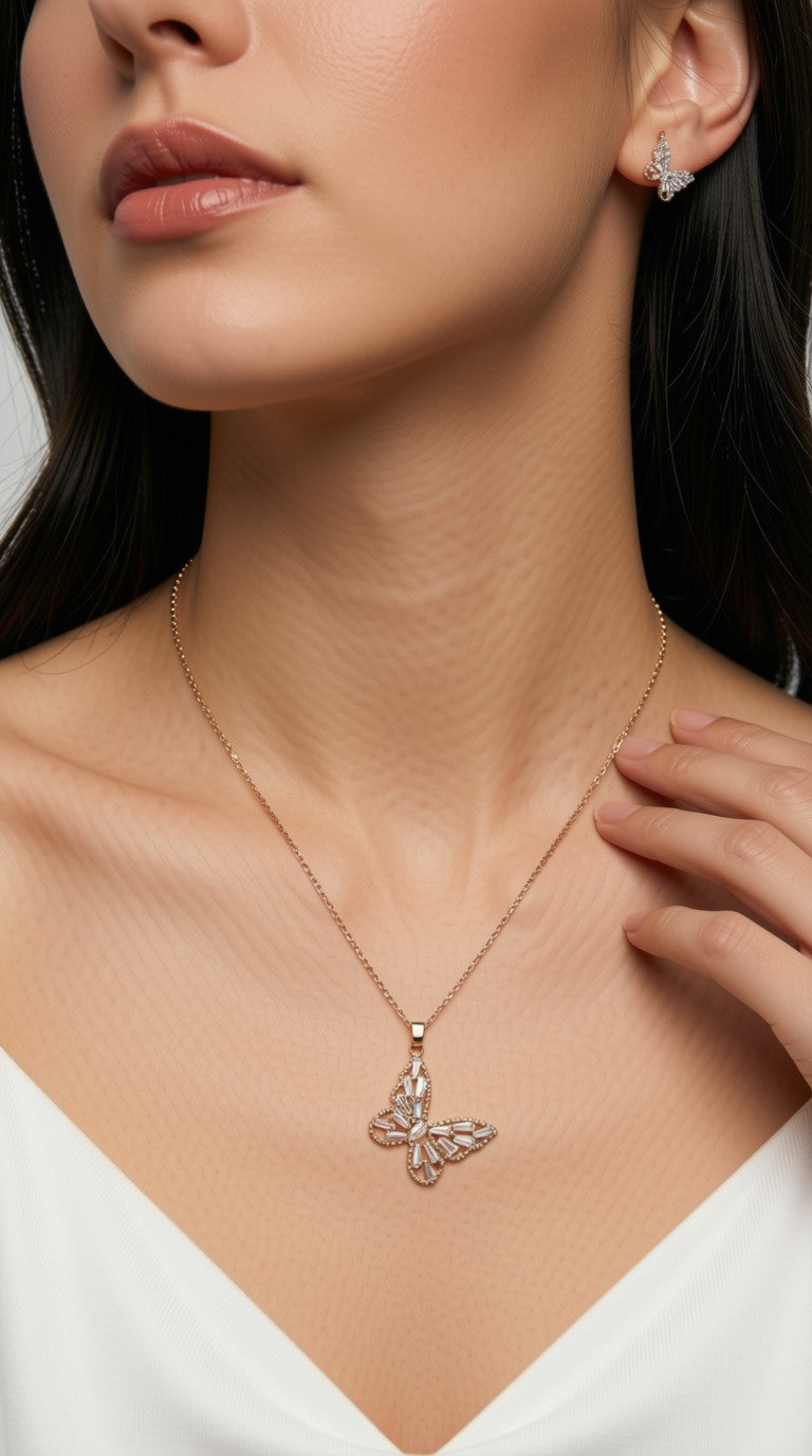 Aarini Gold Butterfly Pendant