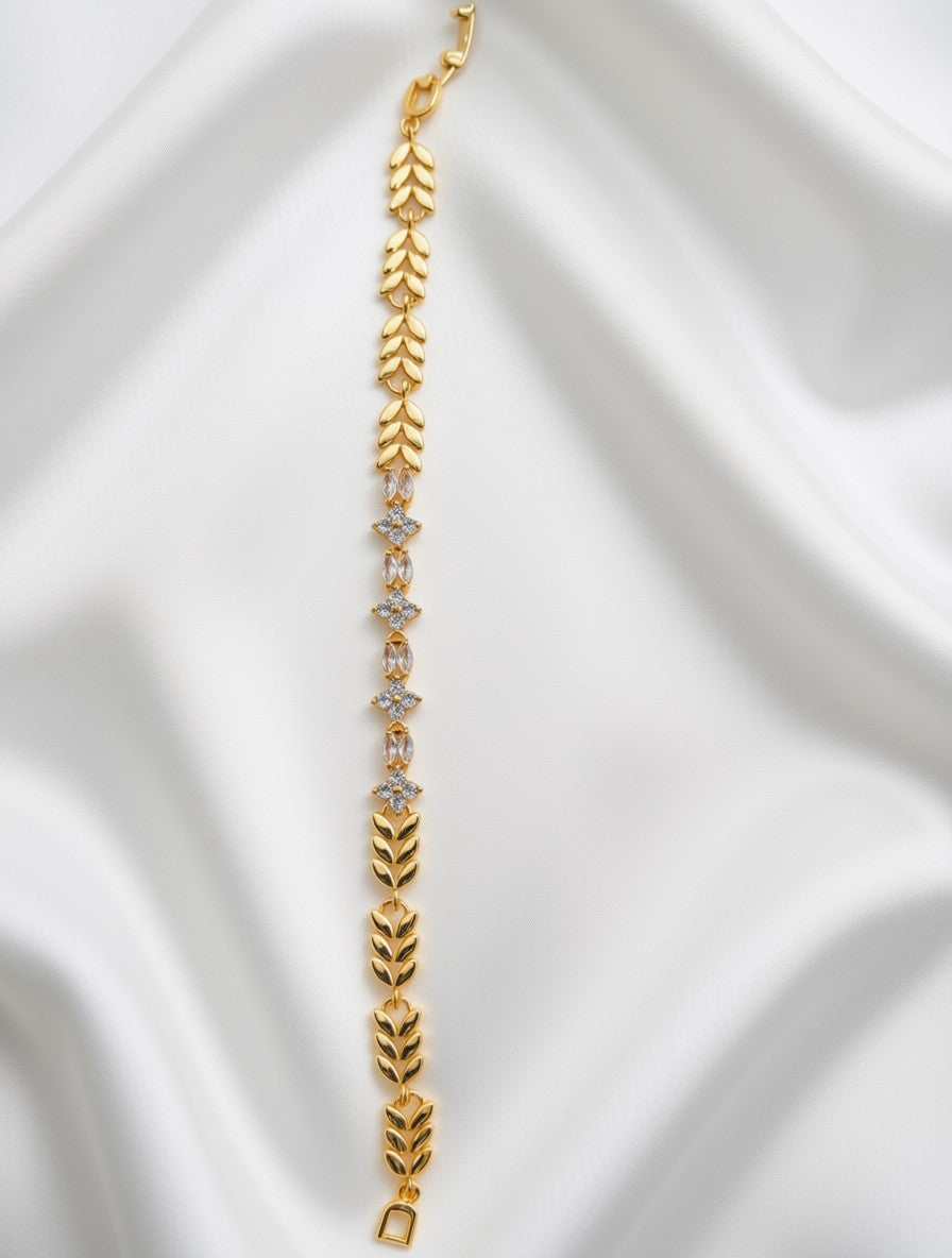 Faceted crystal flower chain bracelet
