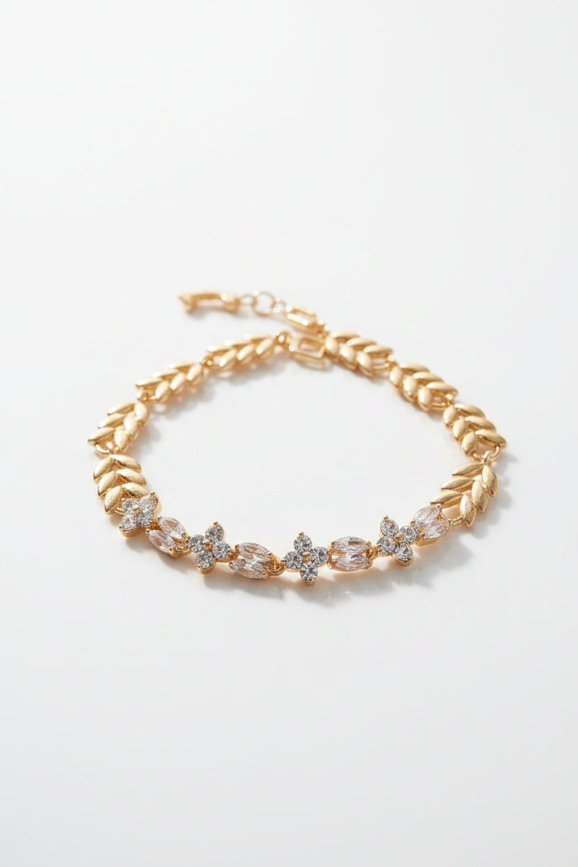 Faceted crystal flower chain bracelet