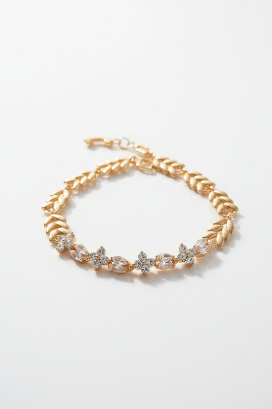 Faceted crystal flower chain bracelet