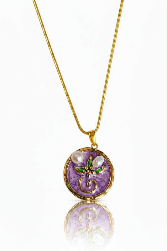 Vellora Bloom Gold Pendant